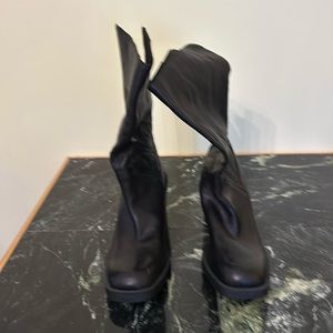 Kelsi Dagger booties